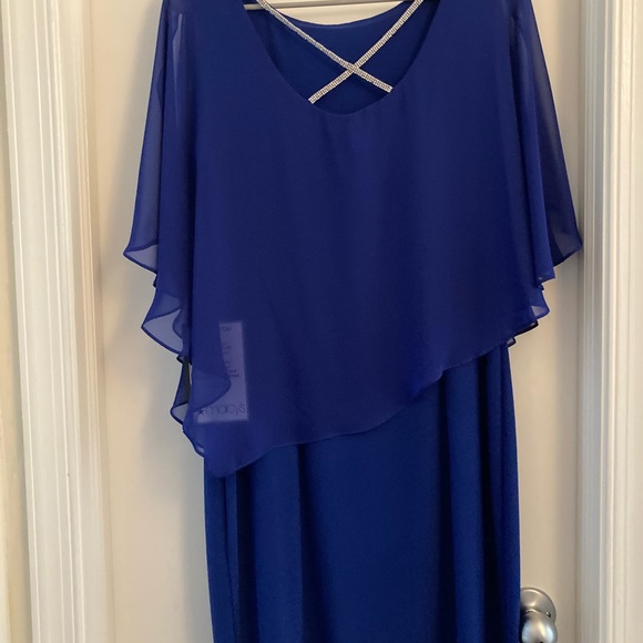 NWT Rhinestone-trimmed dress || Size M - Picture 2 of 12